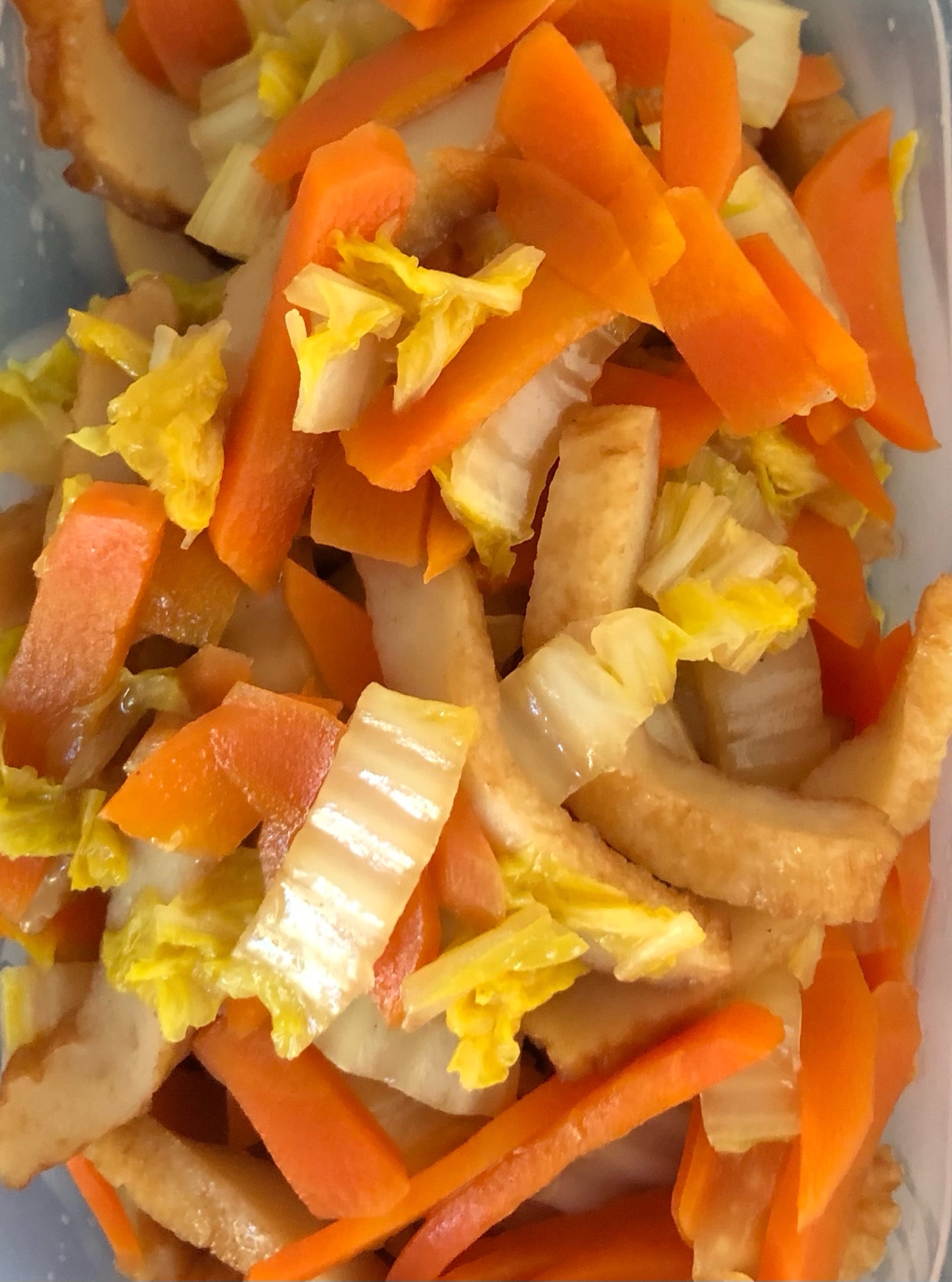 副菜に⭐白菜と人参と角天の煮浸し