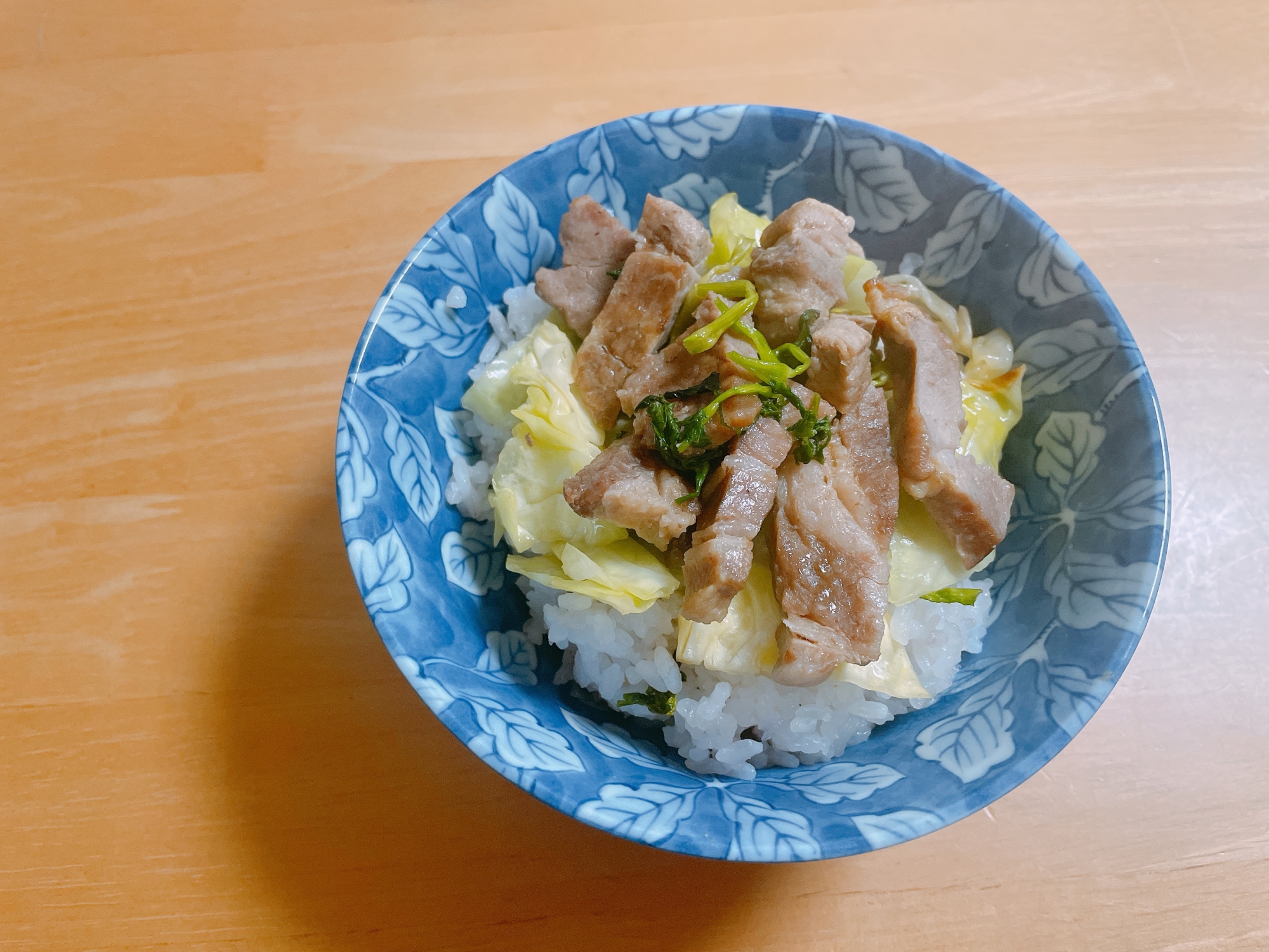 お弁当にも持って行けるチャーシュー丼