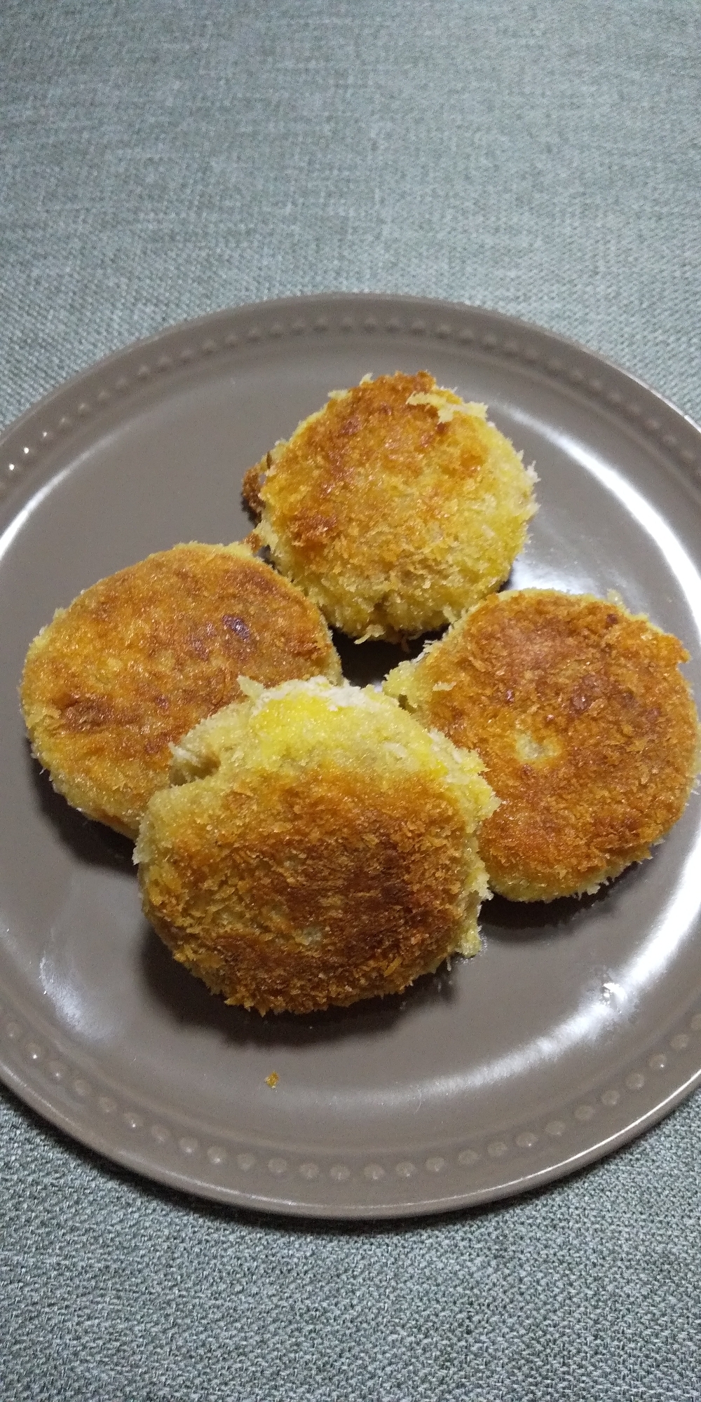 カレーコロッケ レシピ 作り方 By げんしお 楽天レシピ