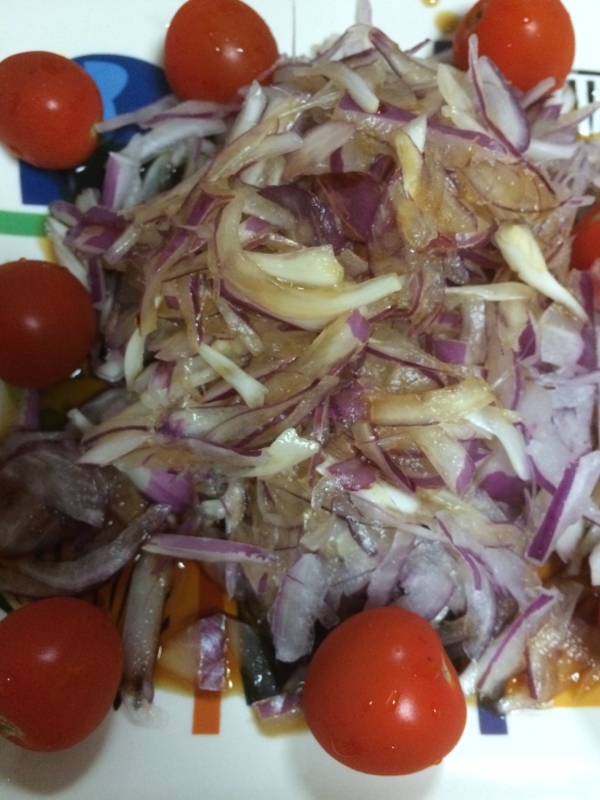 紫玉ねぎのサラダ（≧∇≦）
