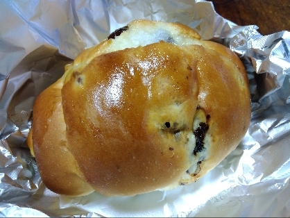 レーズンたっぷりのレーズンパン