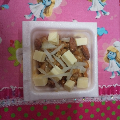 やなママ☆さん
こんにちは
毎日食べる納豆は嬉しいレシピです
チーズとよく合って
美味しかったです
(≧(ｴ)≦ )
明日は大雨予報