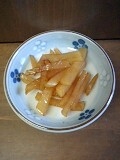 食べ切り量ですみません。しかも私、沢庵苦手なので（謝）。父のおかずの１品に。ご飯がすすむと言ってました＾＾
ごちそうさまでした☆