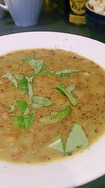 レンズ豆の簡単バジルグリーンカレー。