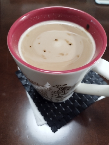 ホワイトチョコ入り豆乳コーヒー
