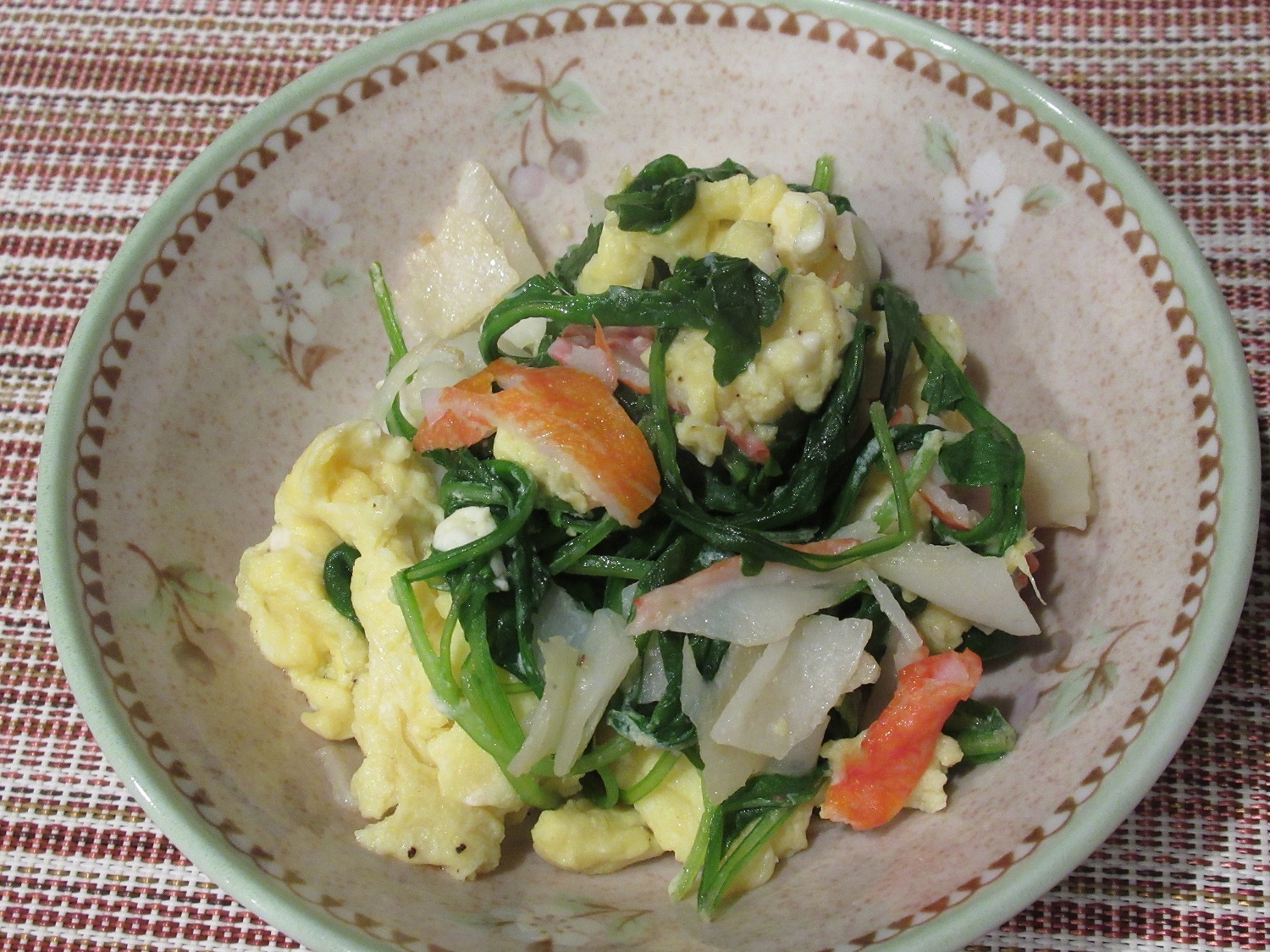 ルッコラとかにかまのたまご炒め レシピ 作り方 By みーちゃん6914 楽天レシピ ルッコラとかにかまのたまご炒め レシピ 作り方 By みーちゃん6914 楽天レシピ