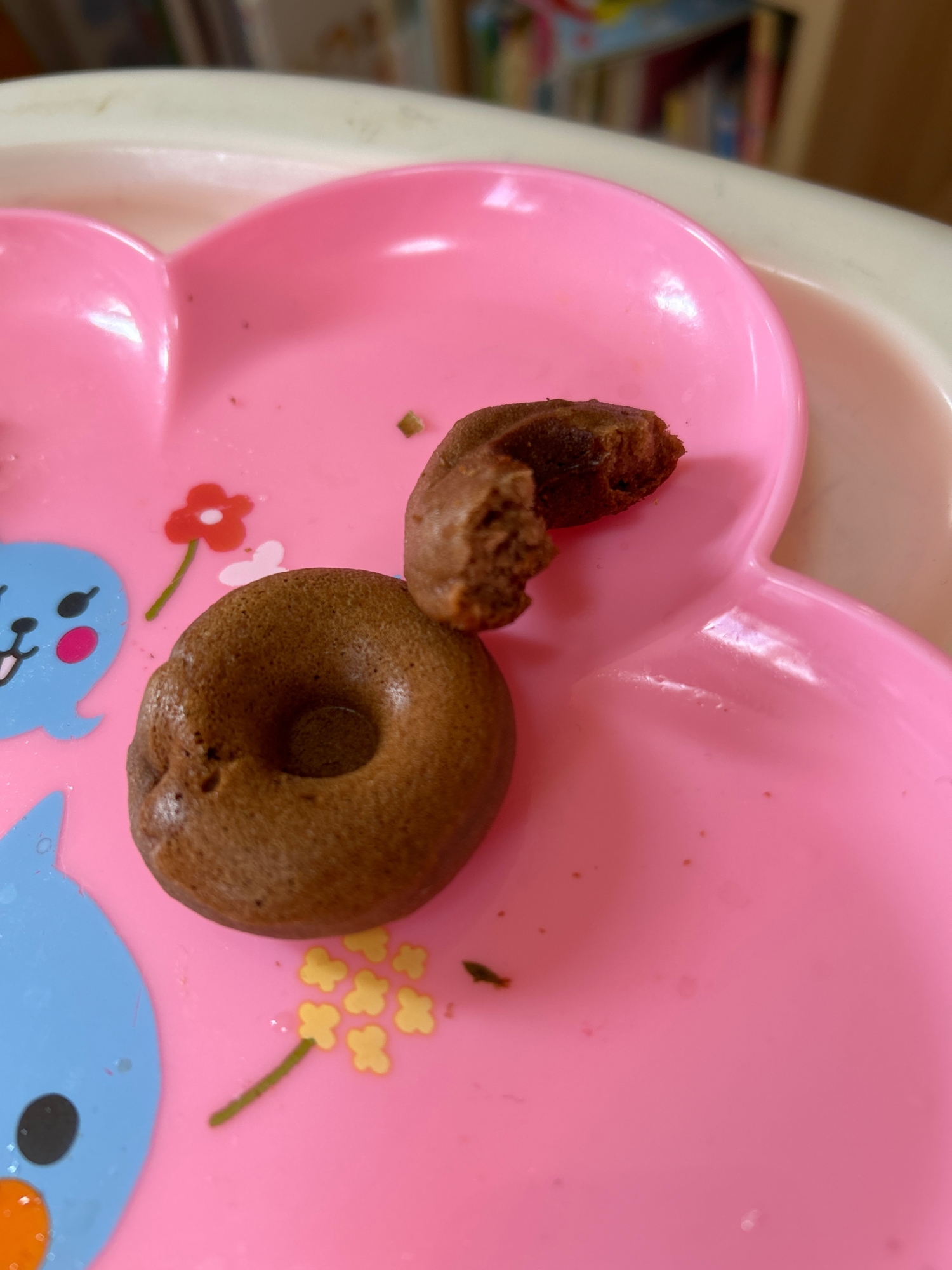 米粉と調整ココアで簡単⭐︎ミニドーナツ