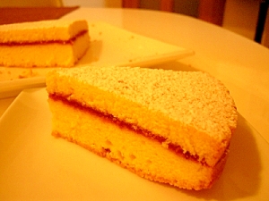 イギリス伝統のケーキ　ヴィクトリア・サンドイッチ