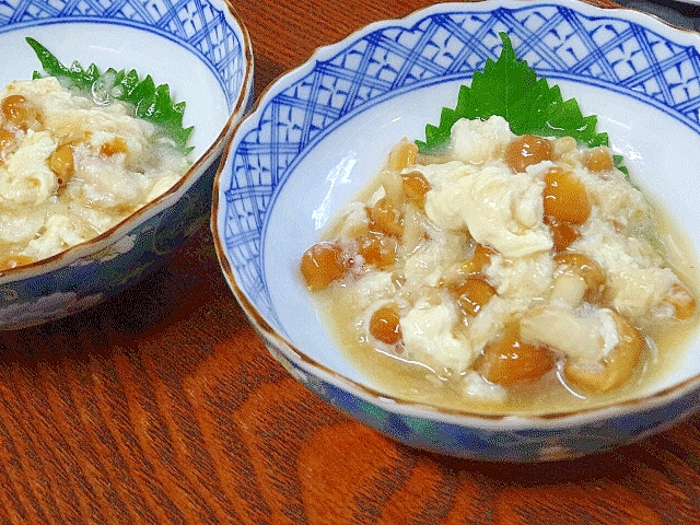 湯葉の食べ方☆　「生湯葉入りなめこおろし」