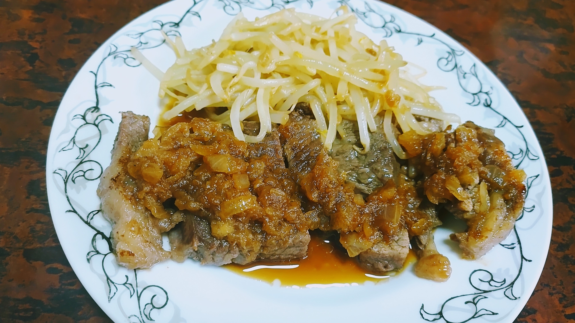 ヨーグルトで柔らかく ステーキ レシピ 作り方 By さくたん72 楽天レシピ