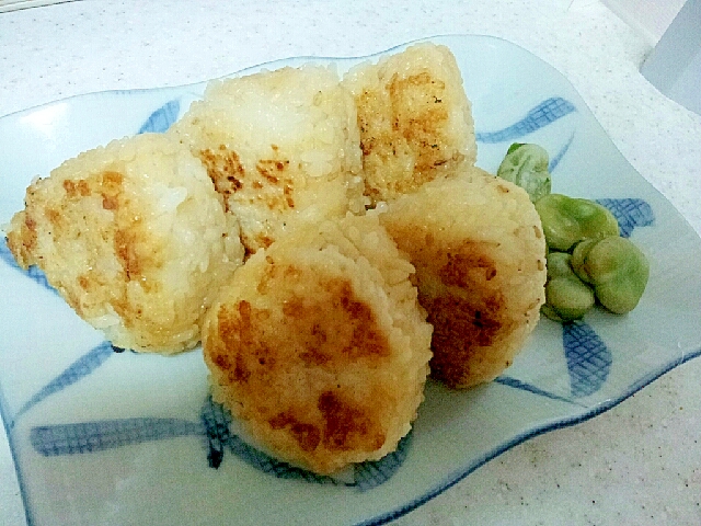 香ばし味噌焼きおにぎり