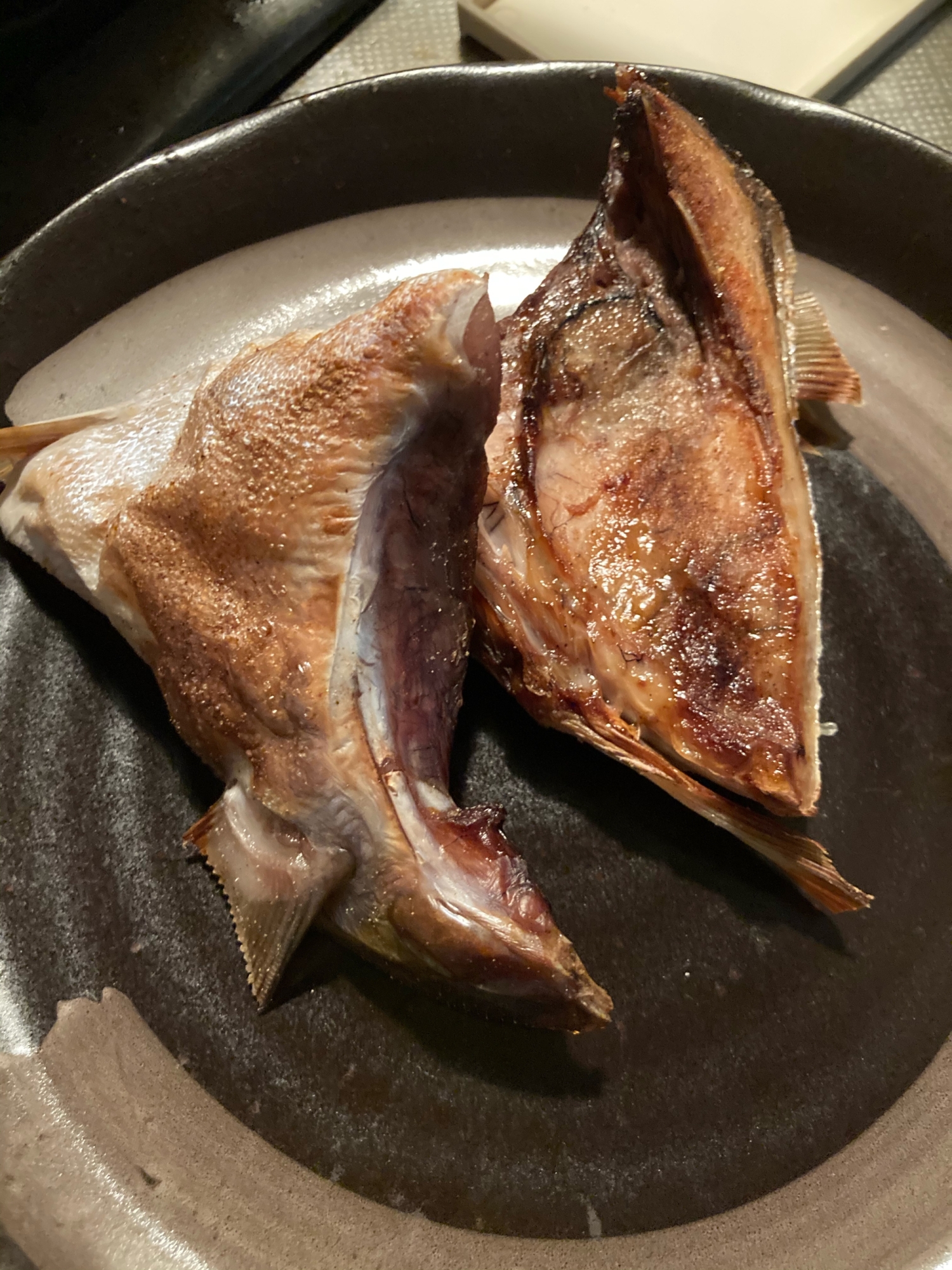 ハマチのカマ塩焼き レシピ 作り方 By みそしる33 楽天レシピ ハマチのカマ塩焼き レシピ 作り方 By みそしる33 楽天レシピ