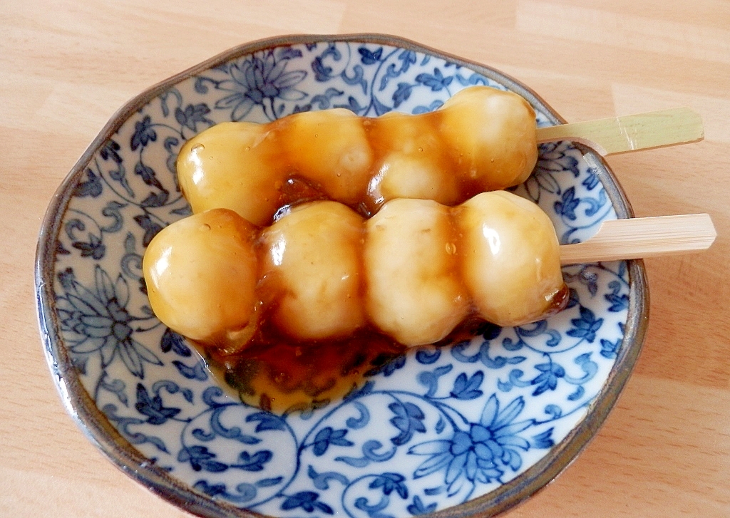 残りご飯と片栗粉で！モチモチみたらし団子