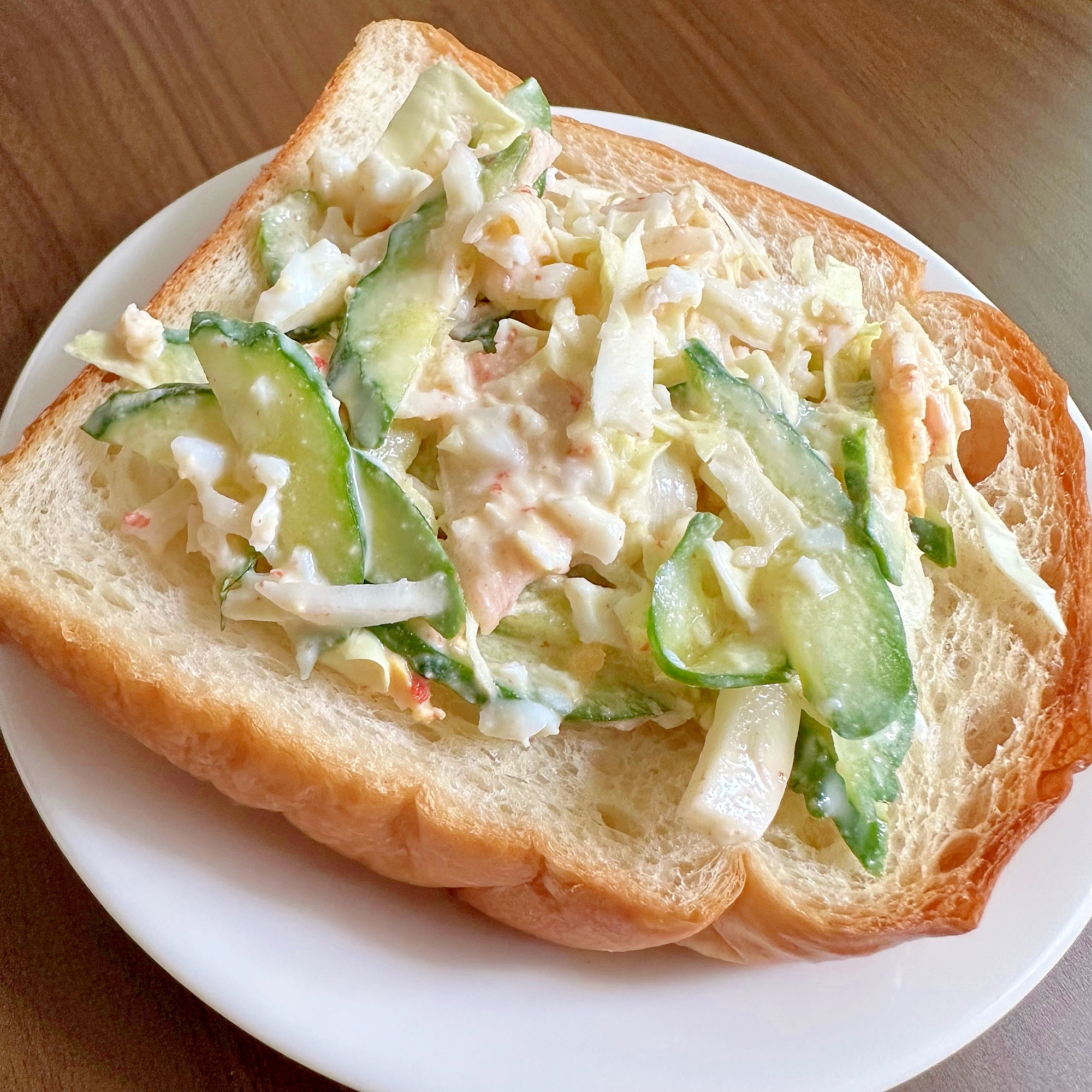 たまごサラダのオープンサンド+｡.໒꒱°*。