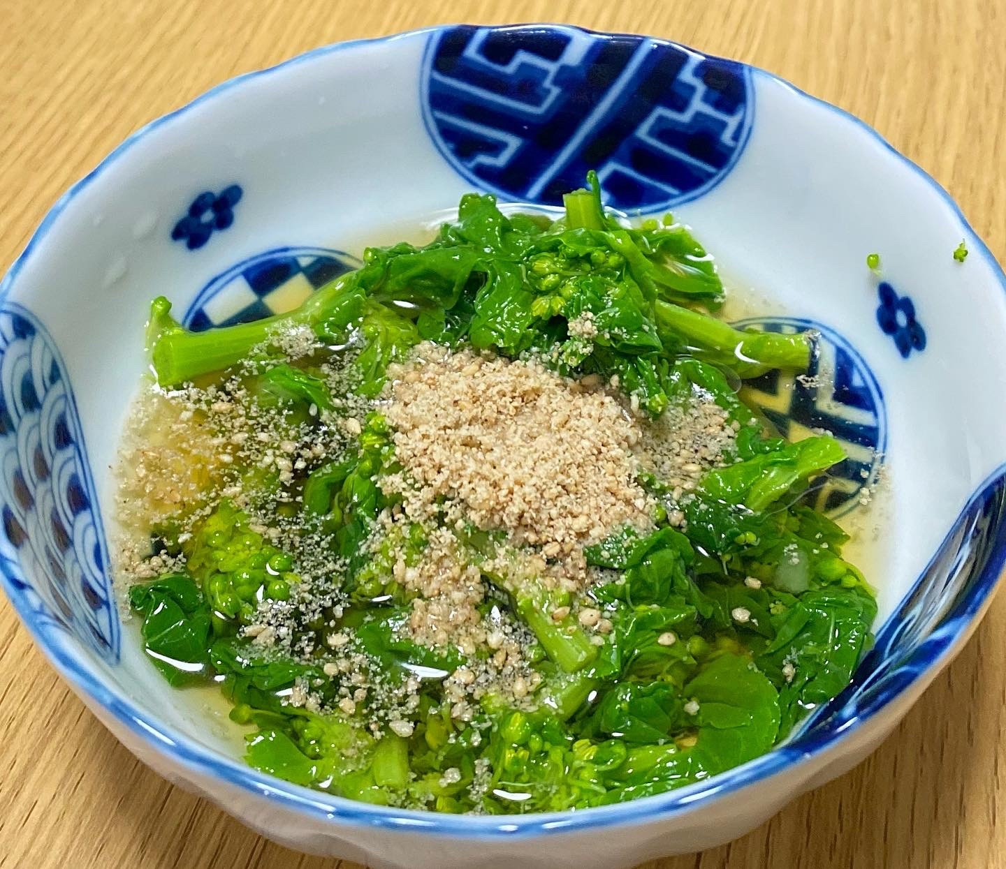 苦味を抑えた菜の花のおひたし レシピ 作り方 By エミchan 楽天レシピ