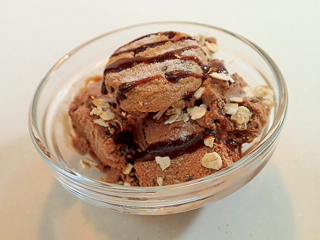 オートミール&チョコクッキーONチョコアイス