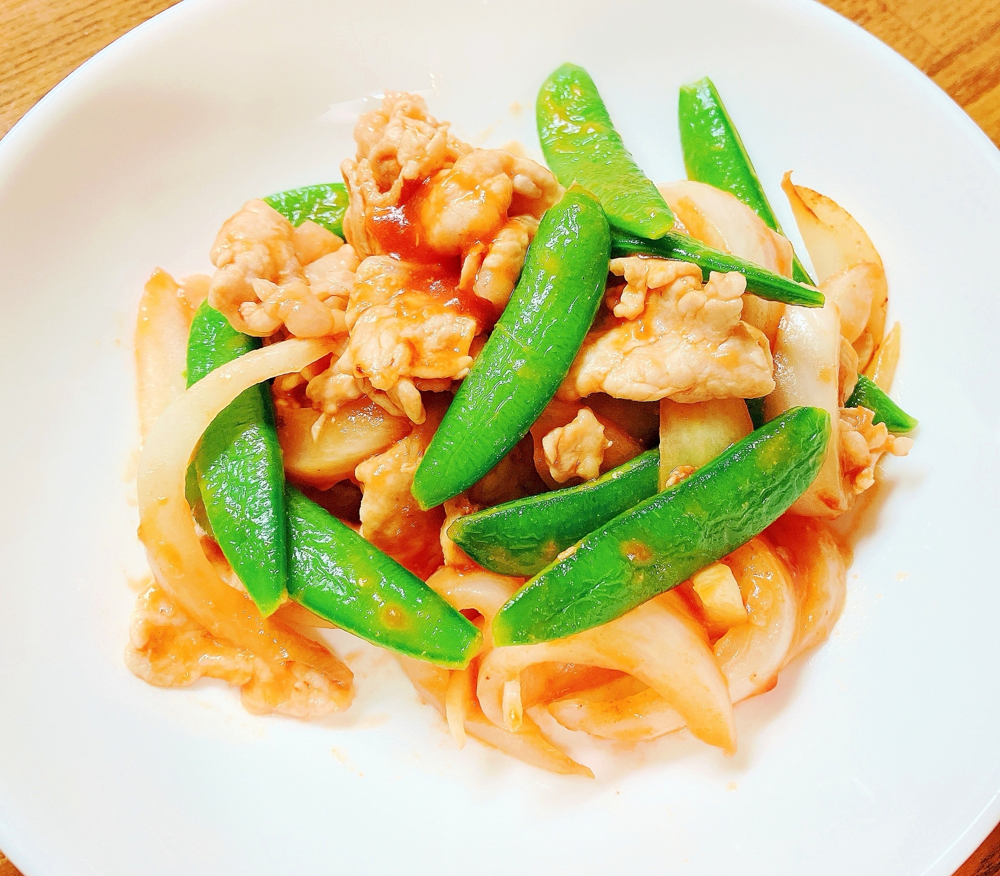 豚肉とスナップエンドウの甘酢炒め