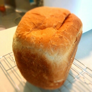 ふわふわで美味しいパン♡あっという間に売り切れましたー！！
小麦粉を使って節約できるのもいいですね(^^)/