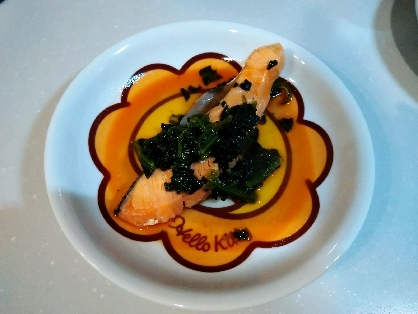 煮魚(鮭)ほうれん草添え