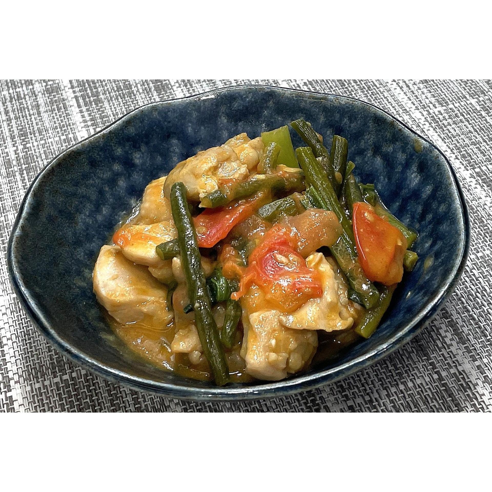 鶏肉とにんにくの芽のトマト煮★動画あり★
