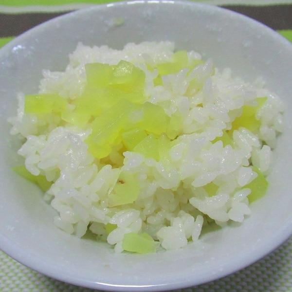 美味しさ香る 茎レタス 萵苣 の炊き込みご飯 レシピ 作り方 By Northfield 楽天レシピ 美味しさ香る 茎レタス 萵苣 の炊き込みご飯 レシピ 作り方 By Northfield 楽天レシピ