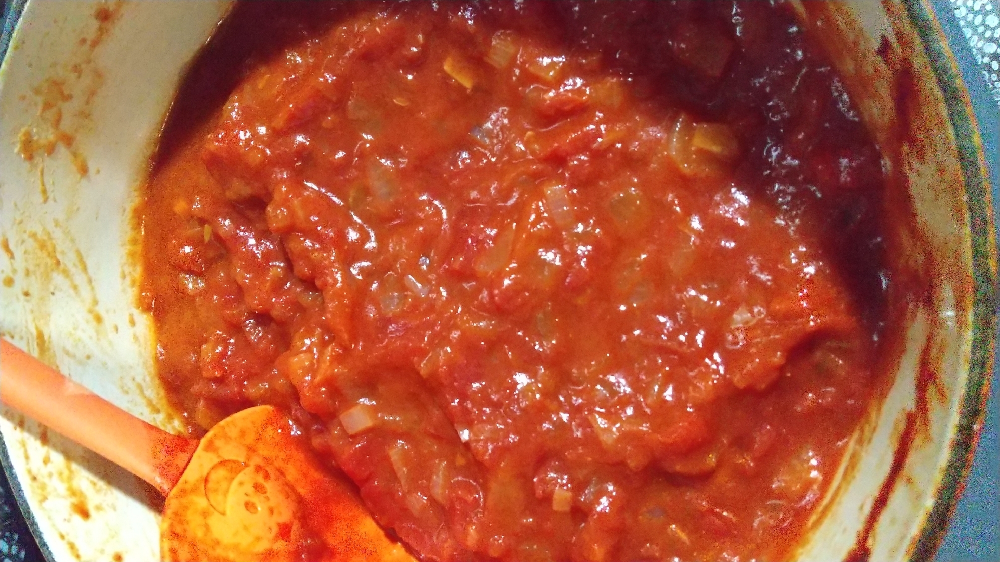 カルディのトマト缶で シンプルトマトソース