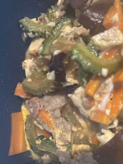 苦味が美味しいゴーヤチャンプル♪簡単・おいしい♪