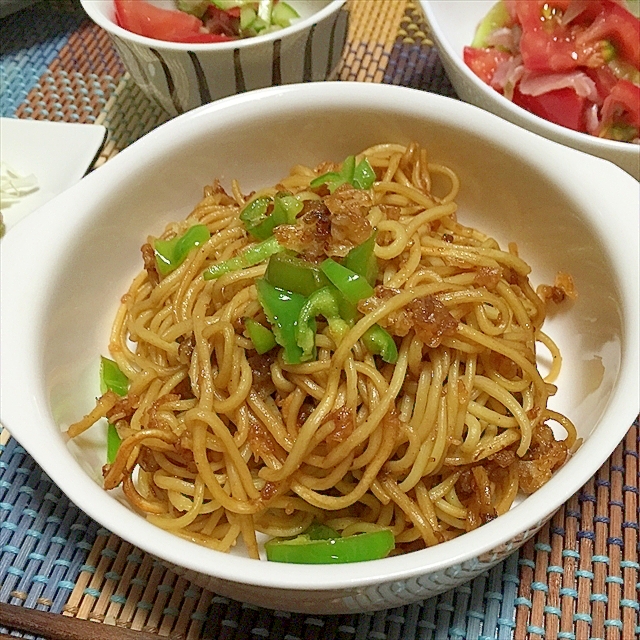 貧しくなんかないっ！香ばしおいしい揚げ玉焼きそば