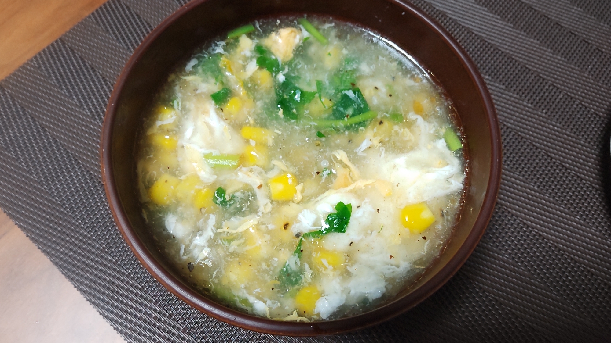 コーンと卵のとろとろスープ