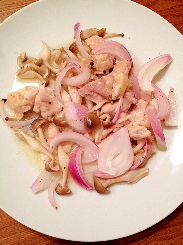 紫玉ねぎとしめじと鶏モモ肉のグリル焼き