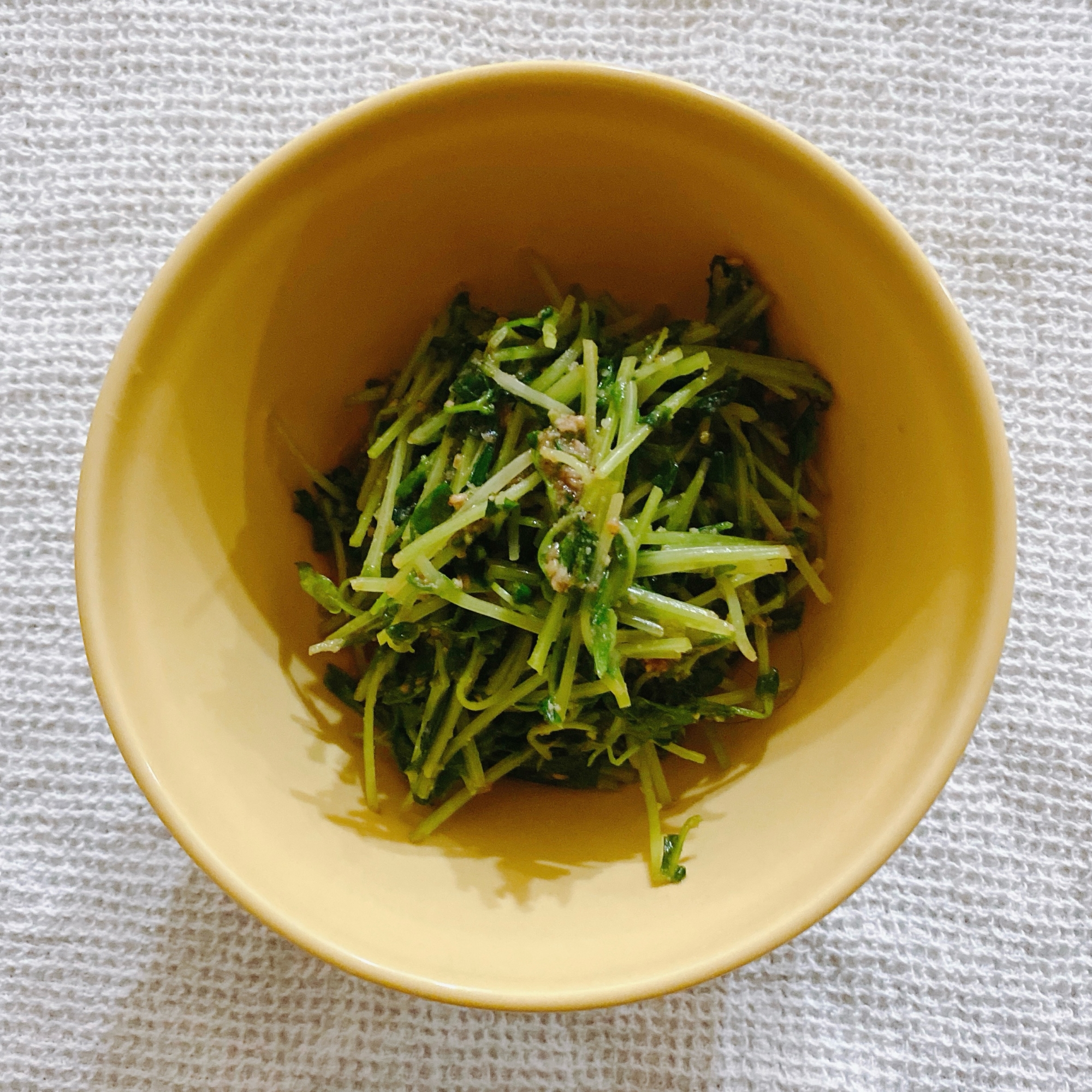 豆苗のすり胡麻和え