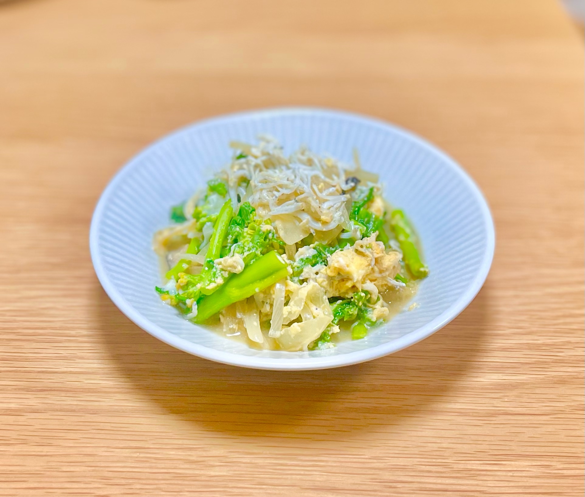 菜の花としらすの玉子とじ