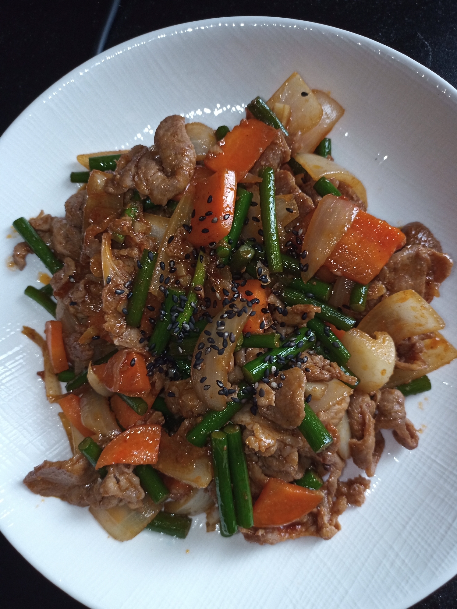 豚肉とにんにくの芽の豆板醤炒め