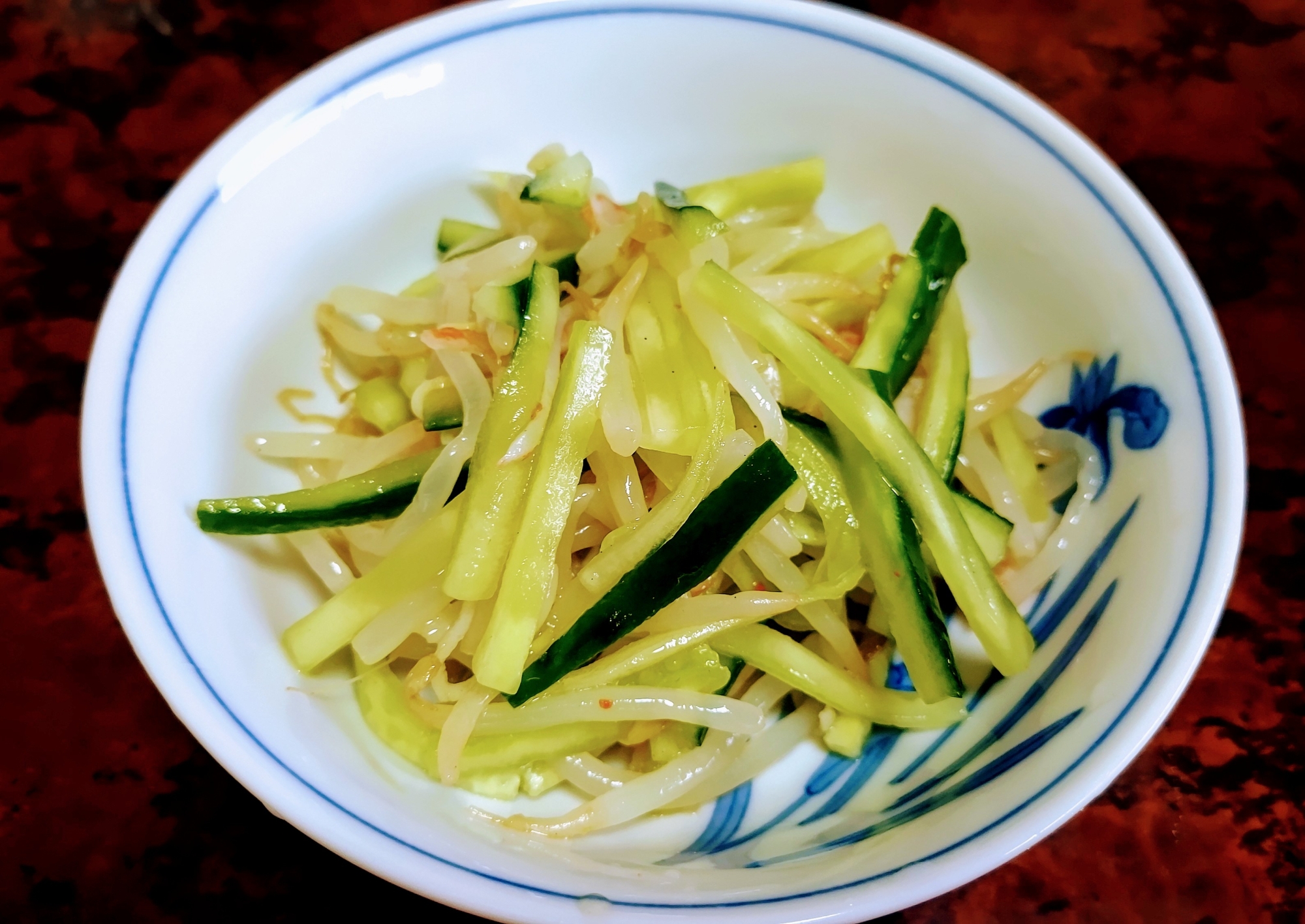 もやしとカニカマときゅうりの酢の物