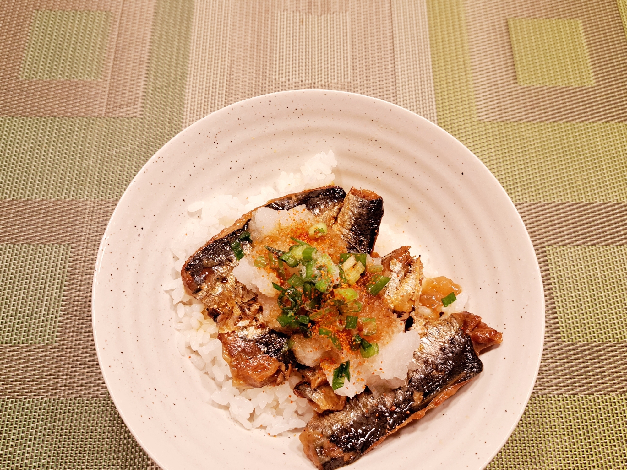 さっぱり大根おろし添え 簡単夕食 いわしの蒲焼き丼 レシピ 作り方 By のりばあ 楽天レシピ