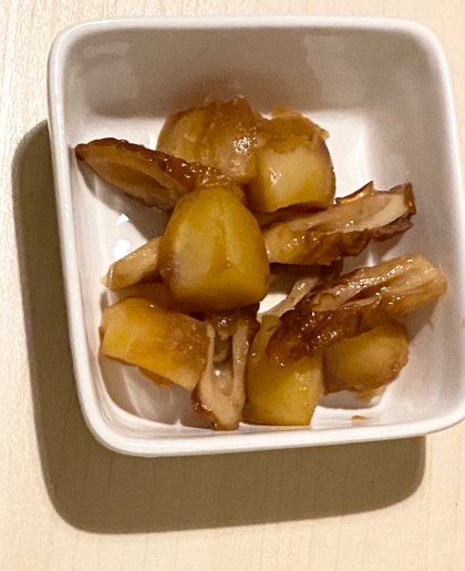 竹輪とじゃがいもの煮物