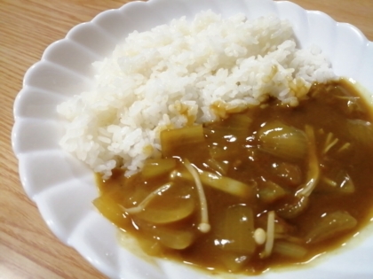 豚肉、たまねぎ、えのきの時短カレー