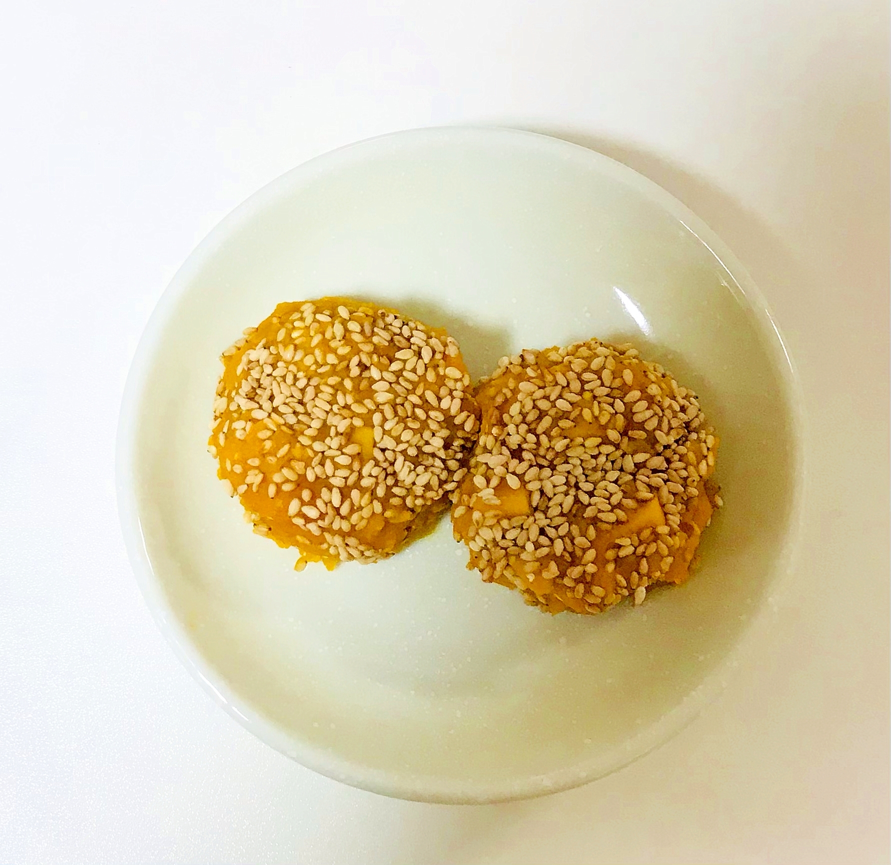 さつま芋の胡麻団子