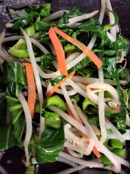 こんばんは。彩りよく美味しくできました。レシピ有難うございました。