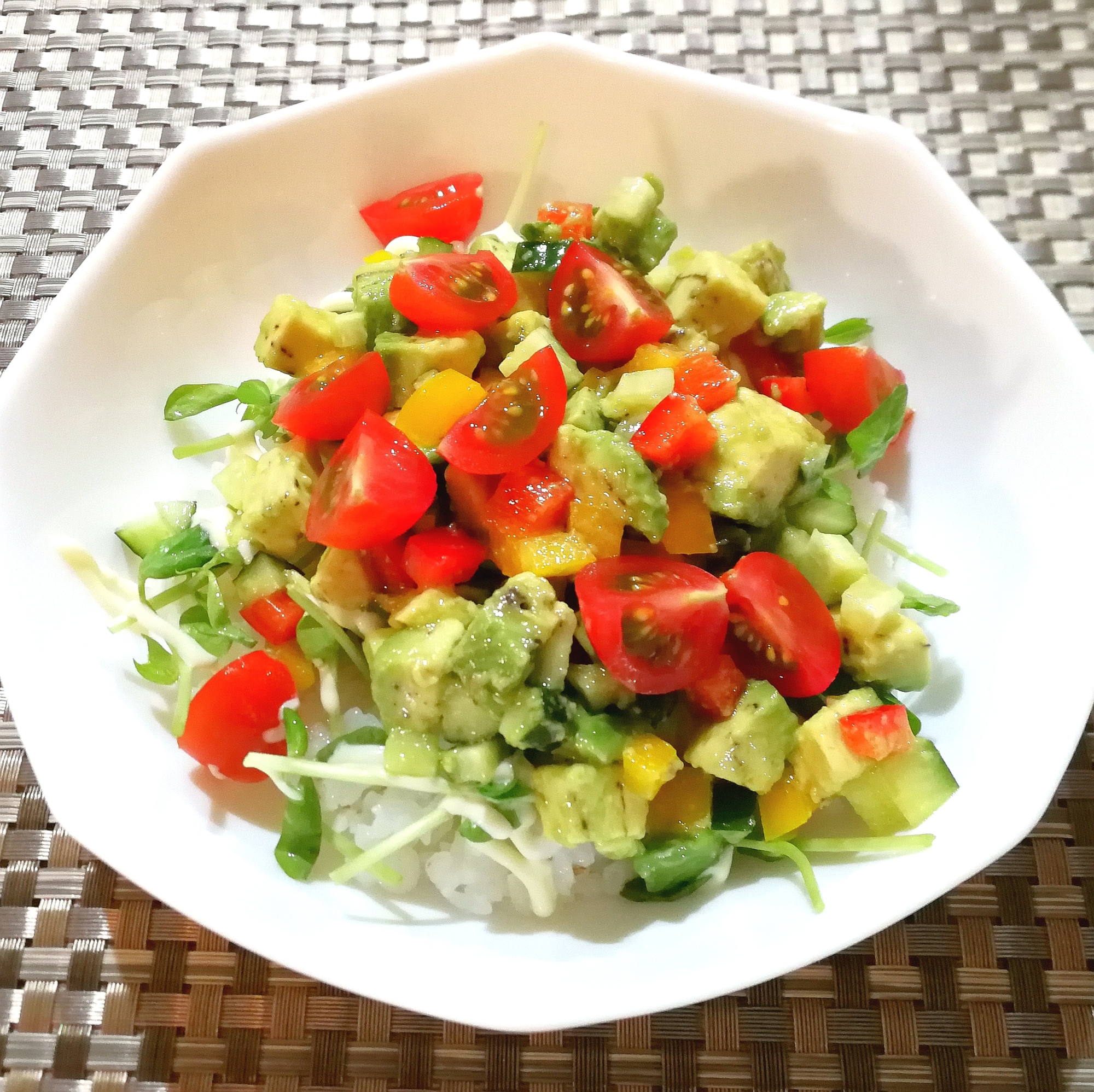 妊娠中!寿司が食べたくなったらサラダ寿司