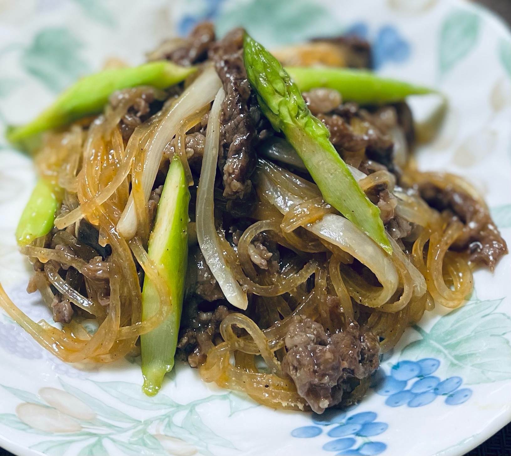 チャプチェ風　牛肉と野菜の炒め物