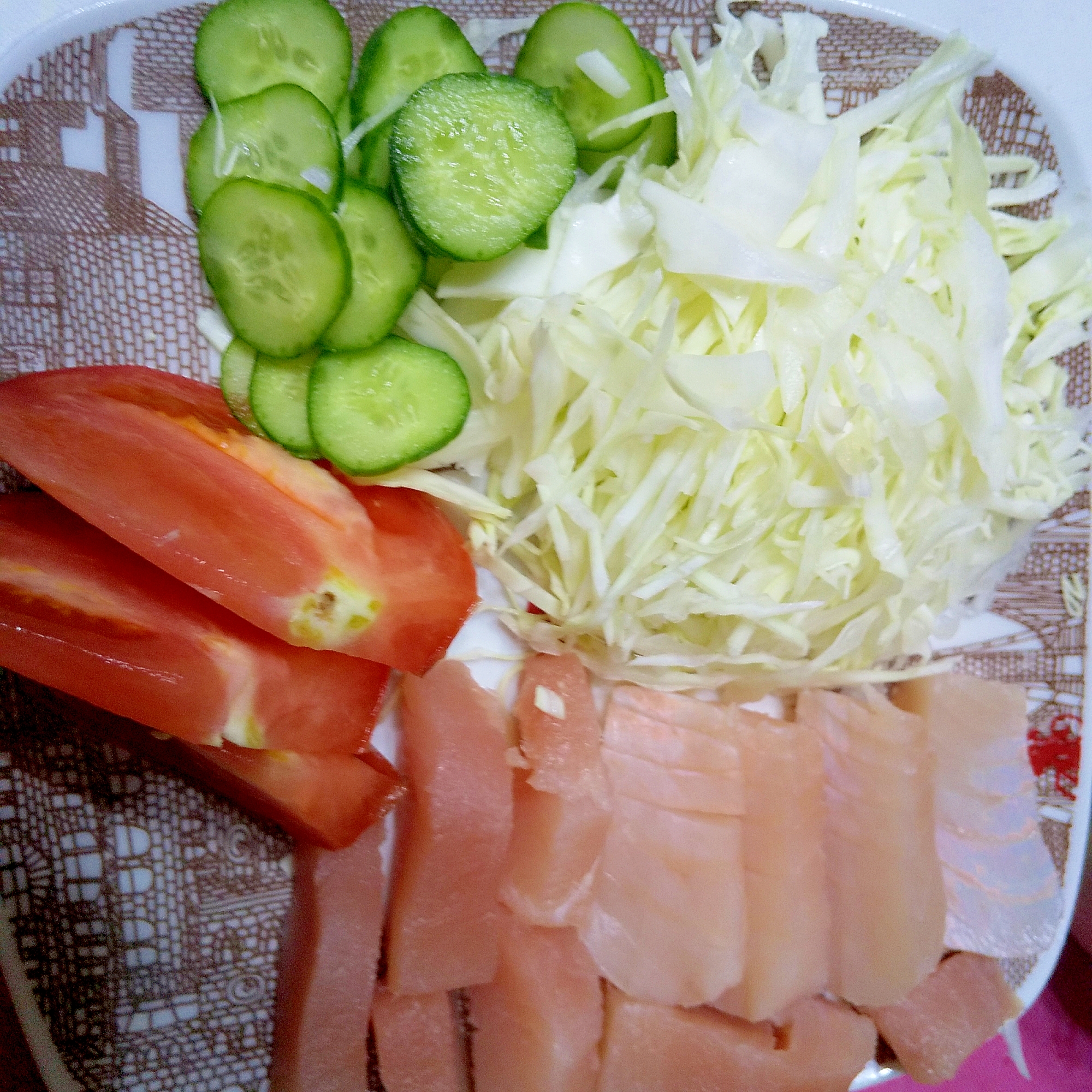 刺身と野菜