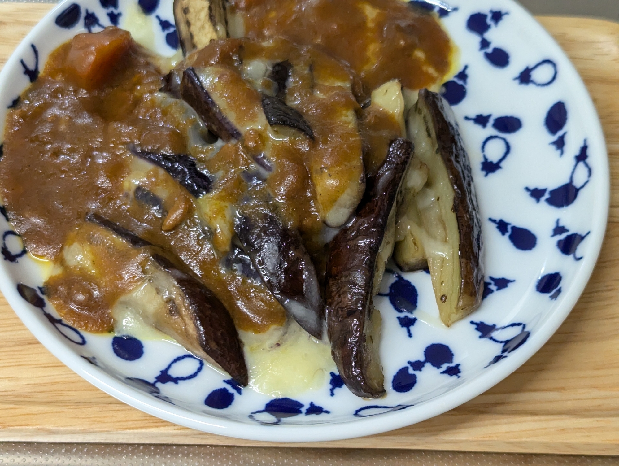 残ったカレーリメイク⭐茄子のチーズカレー焼⭐