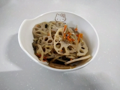 簡単作り置き♪たっぷりきのこの蓮根きんぴら
