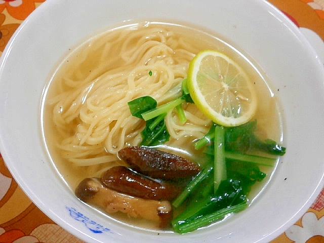 小松菜・しいたけの塩レモンラーメン