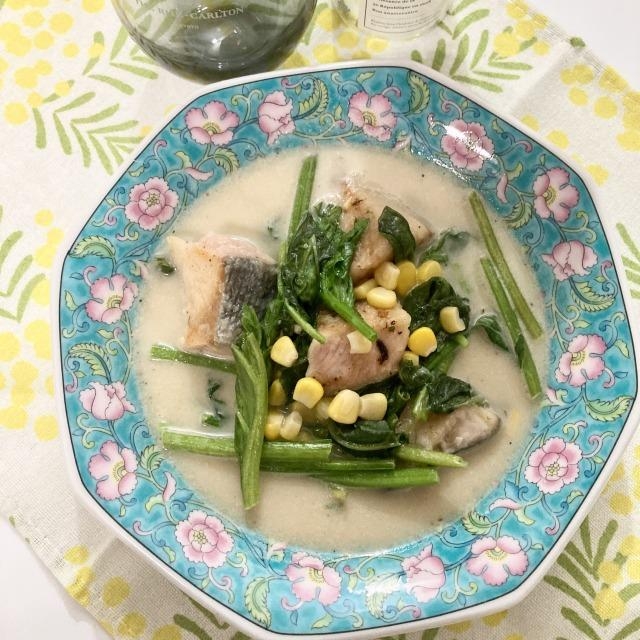 鮭とほうれん草の中華クリーム煮