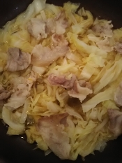 キャベツと豚肉の卵とじ レシピ 作り方 By こころママ 楽天レシピ