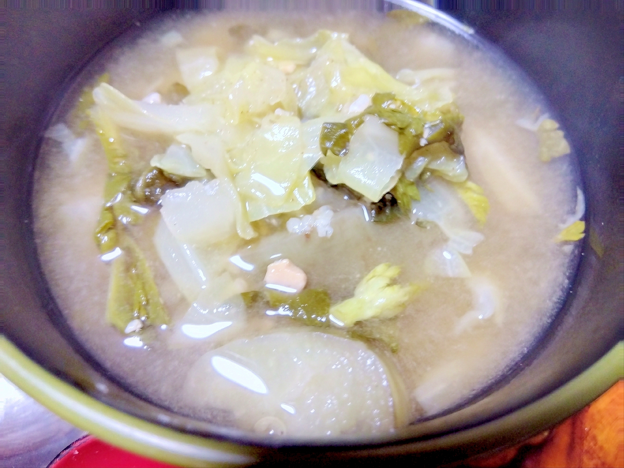 白なす春菊キャベツ味噌汁