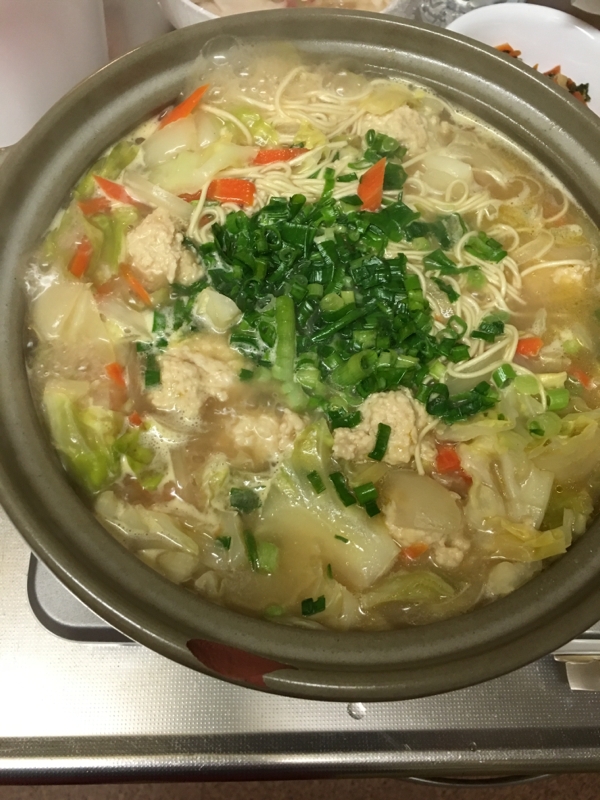 お取り寄せラーメンで具沢山煮込みラーメン