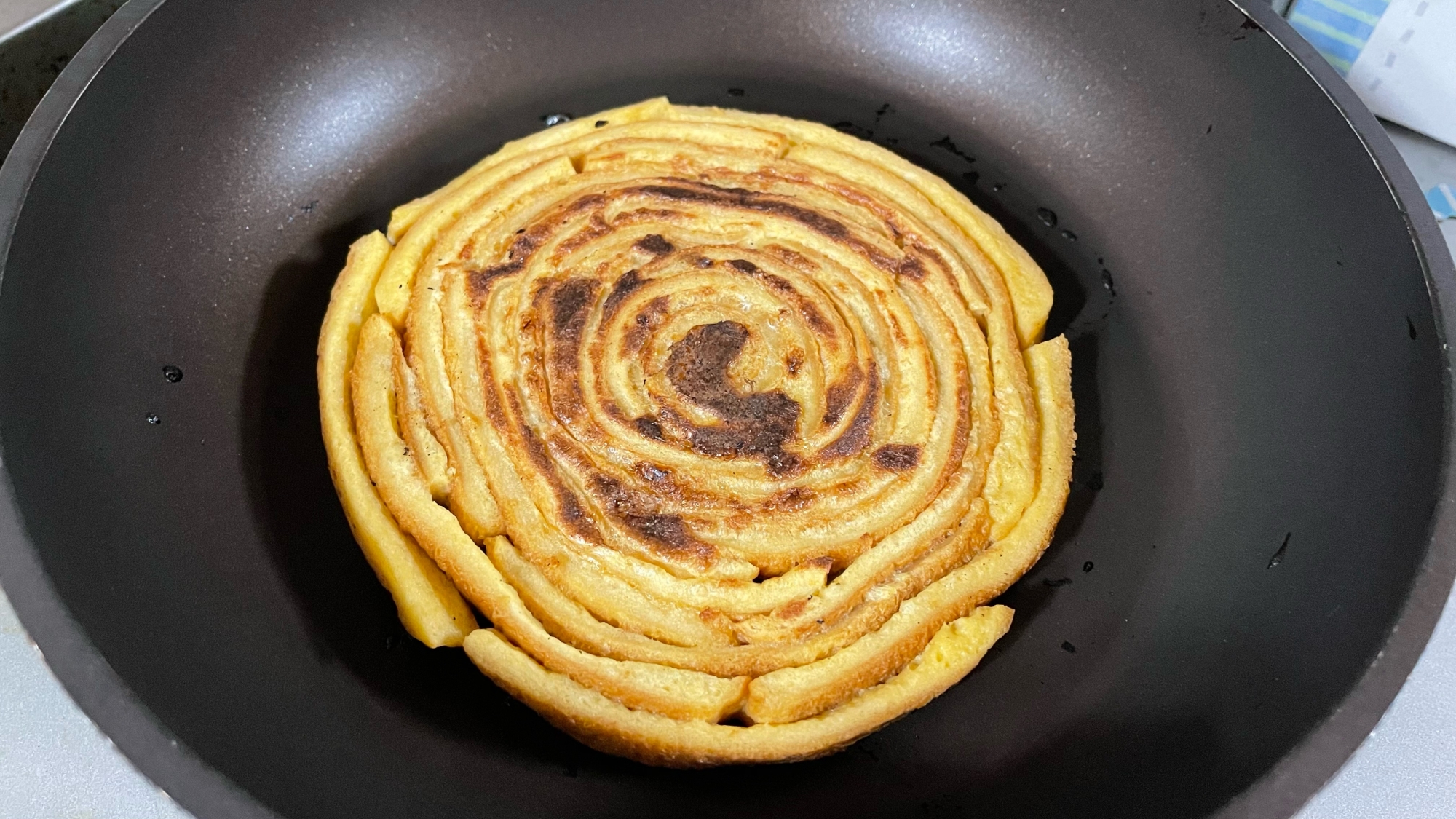 パンの耳で簡単!ロールフレンチトースト